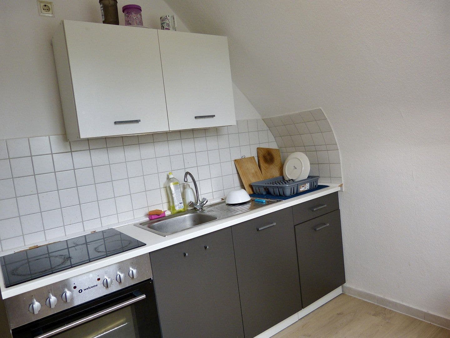 Pronájem bytu 3+1 47 m², Birkenweg 13, Bremerhaven, Bremen Pronájem bytu 3+1 47 m², Birkenweg 13, Bremerhaven, Bremen