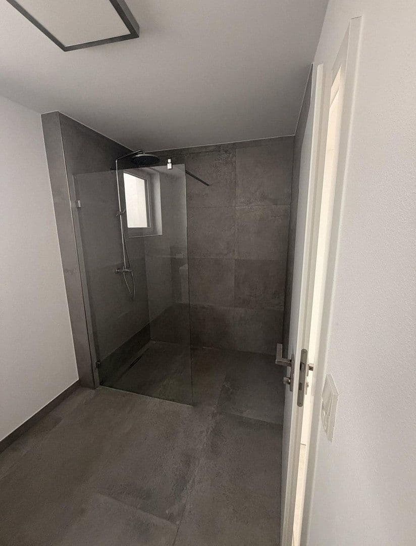 Pronájem bytu 2+1 75 m², Gäufelden, Bádensko-Württembersko Pronájem bytu 2+1 75 m², Gäufelden, Bádensko-Württembersko
