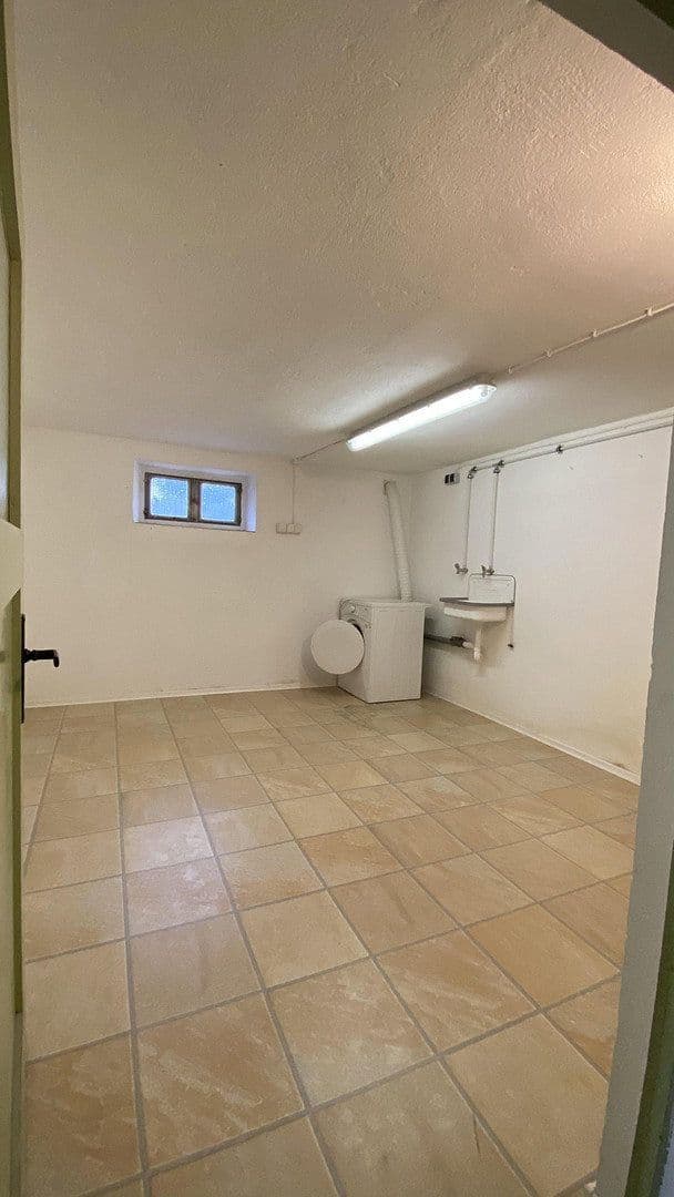 Pronájem bytu 3+1 70 m², Uttenreuth, Bavorsko Pronájem bytu 3+1 70 m², Uttenreuth, Bavorsko