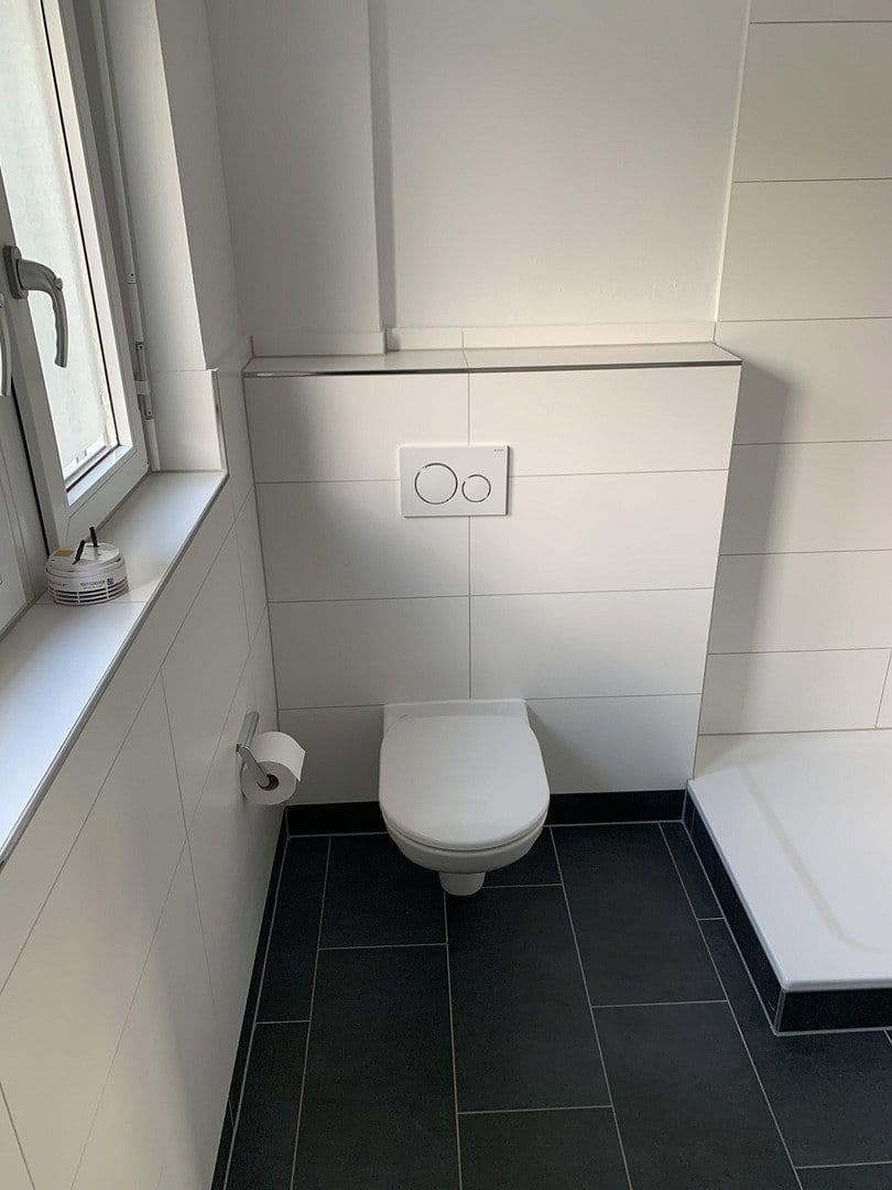 Prodej bytu 4+1 102 m², Leibnizweg 5, Lörrach, Bádensko-Württembersko Prodej bytu 4+1 102 m², Leibnizweg 5, Lörrach, Bádensko-Württembersko