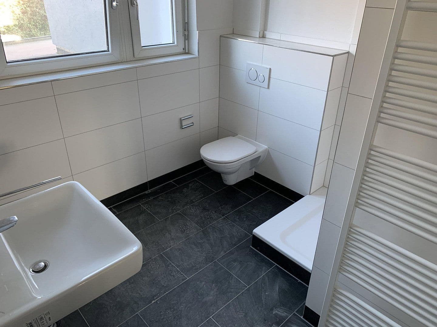 Prodej bytu 4+1 102 m², Leibnizweg 5, Lörrach, Bádensko-Württembersko Prodej bytu 4+1 102 m², Leibnizweg 5, Lörrach, Bádensko-Württembersko