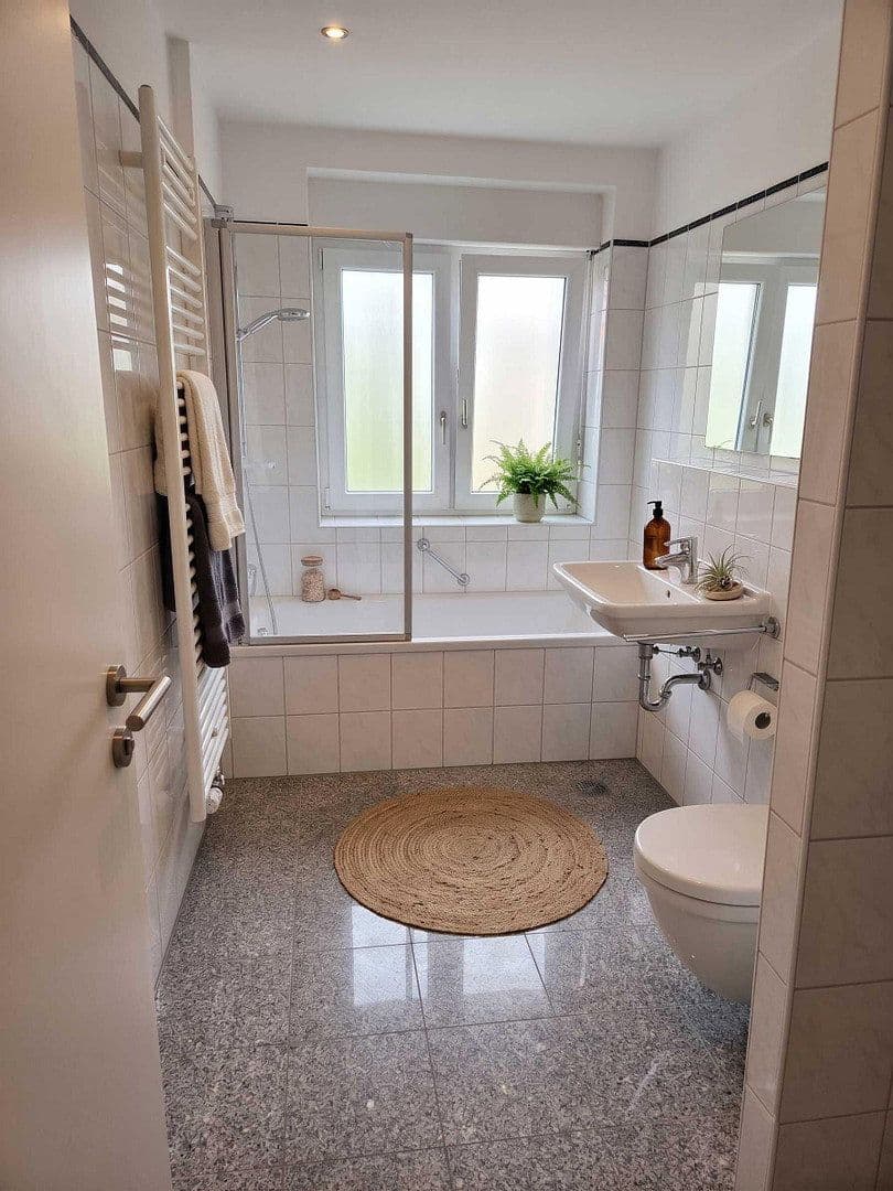 Prodej bytu 2+1 70 m², Julie-Pöhler-Straße 8, Crailsheim, Bádensko-Württembersko Prodej bytu 2+1 70 m², Julie-Pöhler-Straße 8, Crailsheim, Bádensko-Württembersko