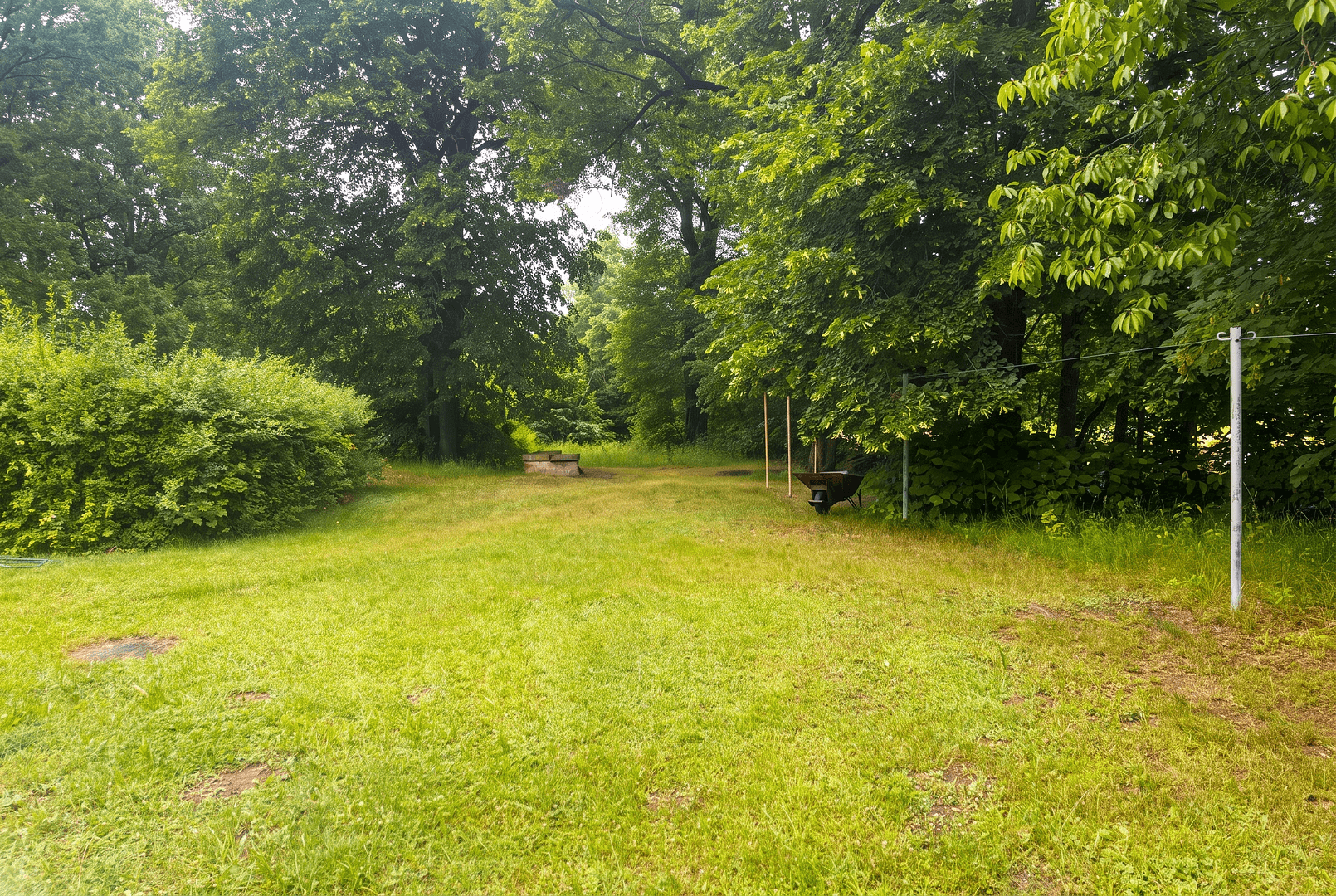 Prodej domu 140 m², pozemek 3.683 m², Colditzer Landstr. 7 + 9, Grimma, Sasko Prodej domu 140 m², pozemek 3.683 m², Colditzer Landstr. 7 + 9, Grimma, Sasko