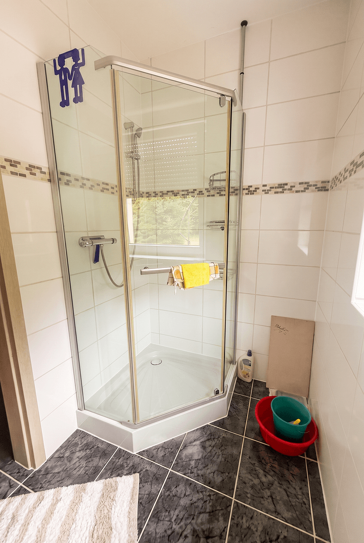 Prodej domu 140 m², pozemek 3.683 m², Colditzer Landstr. 7 + 9, Grimma, Sasko Prodej domu 140 m², pozemek 3.683 m², Colditzer Landstr. 7 + 9, Grimma, Sasko