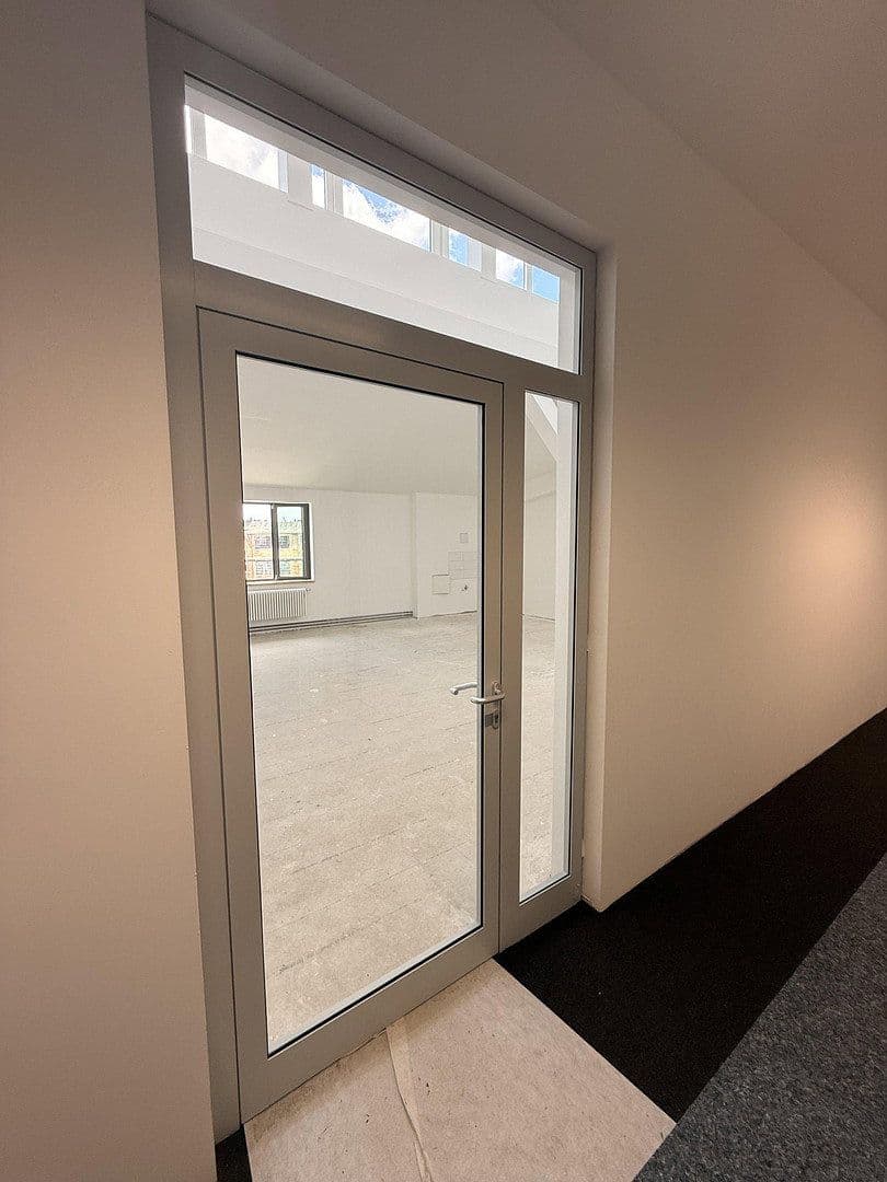 Pronájem kanceláře 57 m², Äußere Oybiner Straße 16, Žitava, Sasko Pronájem kanceláře 57 m², Äußere Oybiner Straße 16, Žitava, Sasko