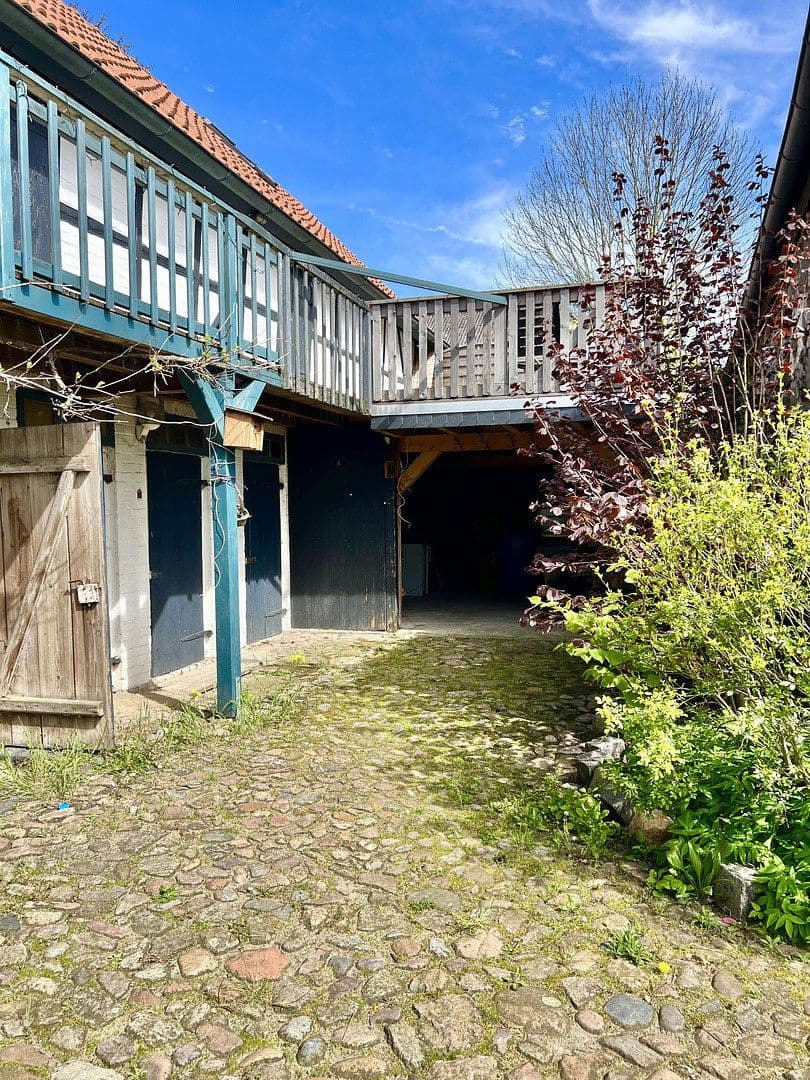 Prodej domu 400 m², pozemek 630 m², Im Rundling 21, Lemgow, Dolní Sasko Prodej domu 400 m², pozemek 630 m², Im Rundling 21, Lemgow, Dolní Sasko