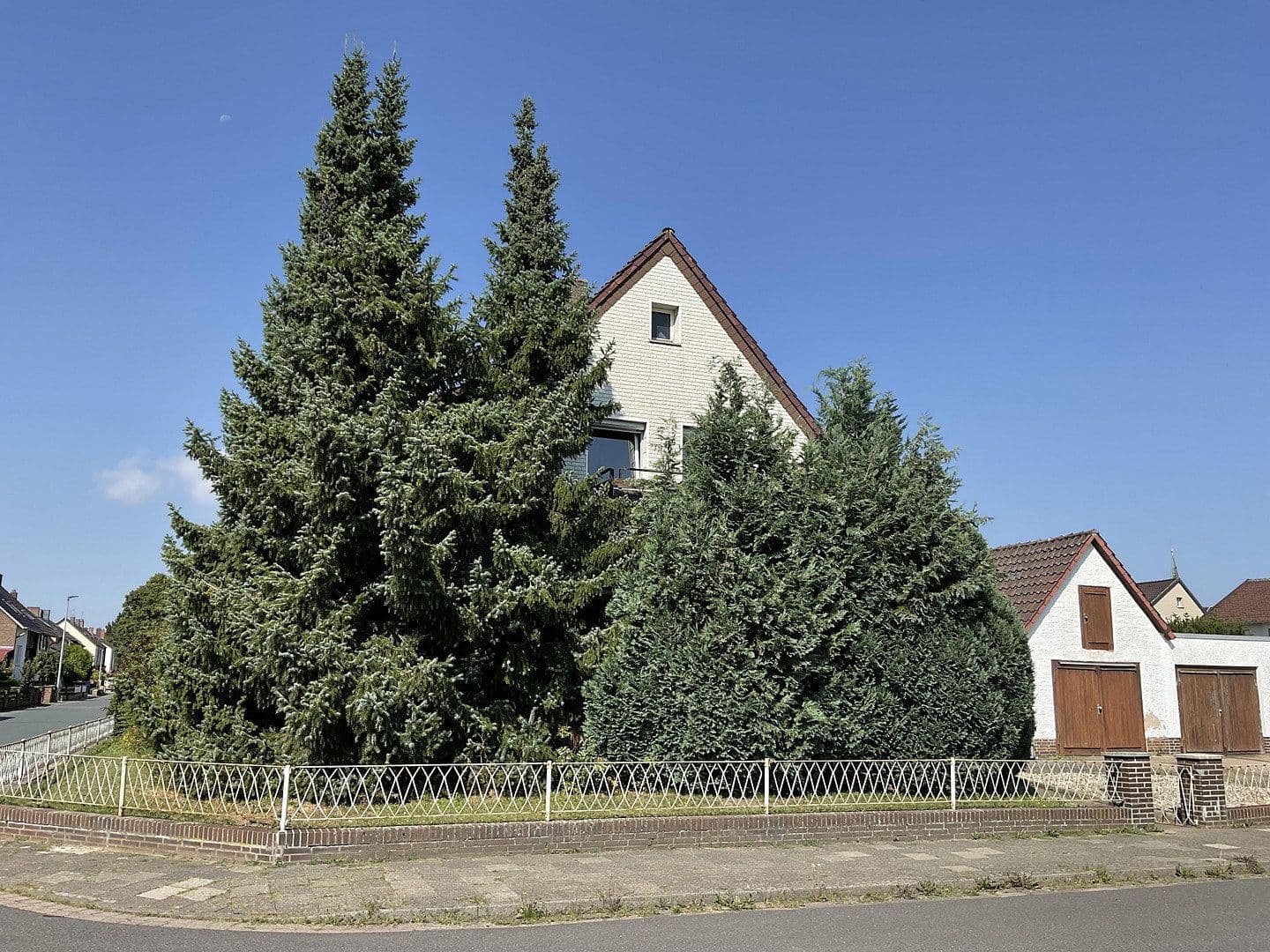 Prodej domu 120 m², pozemek 678 m², Algermissen, Dolní Sasko Prodej domu 120 m², pozemek 678 m², Algermissen, Dolní Sasko