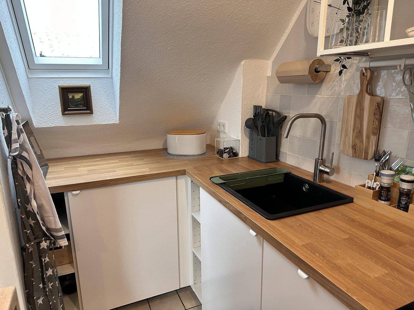 Pronájem bytu 2+1 48 m², Kotzerter Straße 101, Solingen, Severní Porýní-Vestfálsko Pronájem bytu 2+1 48 m², Kotzerter Straße 101, Solingen, Severní Porýní-Vestfálsko