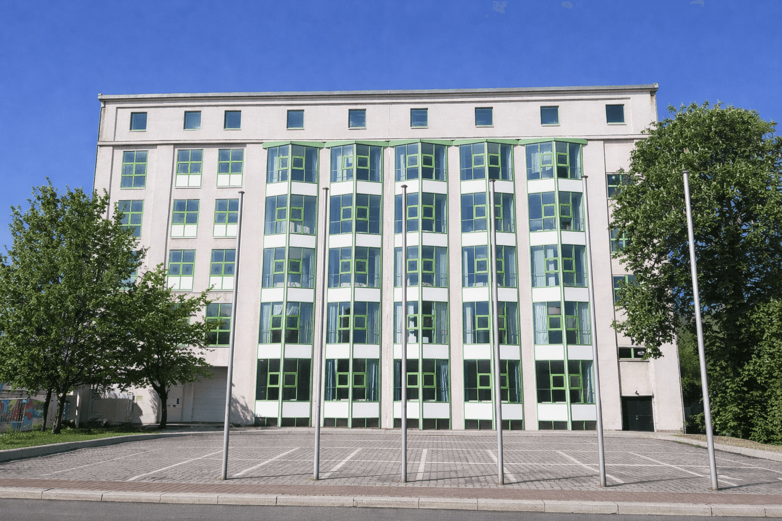 Prodej domu 7.193 m², pozemek 3.026 m², Landsberger Str 16, Halle, Sasko-Anhaltsko Prodej domu 7.193 m², pozemek 3.026 m², Landsberger Str 16, Halle, Sasko-Anhaltsko