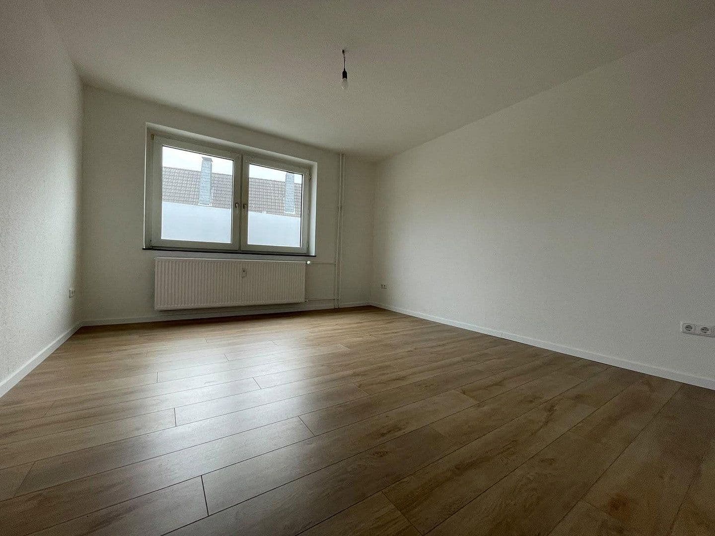 Pronájem bytu 3+1 62 m², Vestische Str. 101, Oberhausen, Severní Porýní-Vestfálsko Pronájem bytu 3+1 62 m², Vestische Str. 101, Oberhausen, Severní Porýní-Vestfálsko