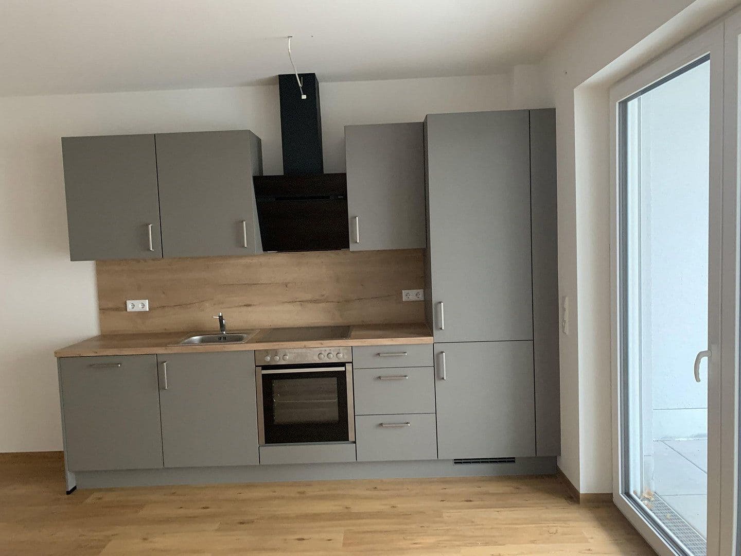 Pronájem bytu 2+kk 58 m², Lauchheim, Bádensko-Württembersko Pronájem bytu 2+kk 58 m², Lauchheim, Bádensko-Württembersko
