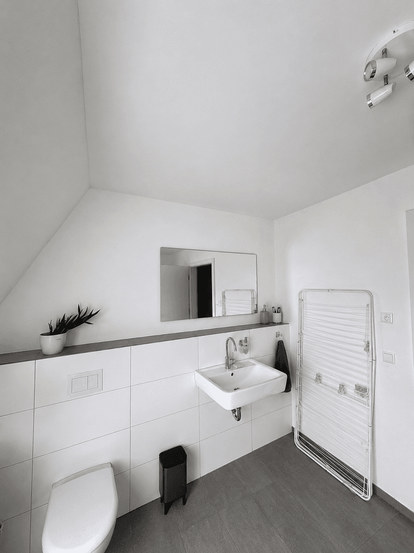 Pronájem bytu 2+kk 83 m², Bramscher Str. 61, Osnabrück, Dolní Sasko Pronájem bytu 2+kk 83 m², Bramscher Str. 61, Osnabrück, Dolní Sasko