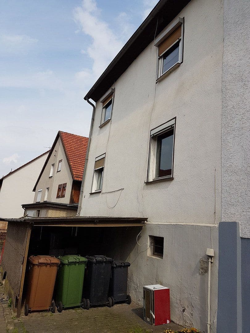 Pronájem domu 120 m², pozemek 151 m², Hauptstr. 18, Hofgeismar, Hessen Pronájem domu 120 m², pozemek 151 m², Hauptstr. 18, Hofgeismar, Hessen