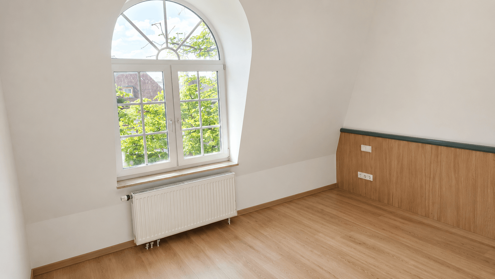 Pronájem bytu 4+1 100 m², Krakauer Straße 49, Markranstädt, Sasko Pronájem bytu 4+1 100 m², Krakauer Straße 49, Markranstädt, Sasko