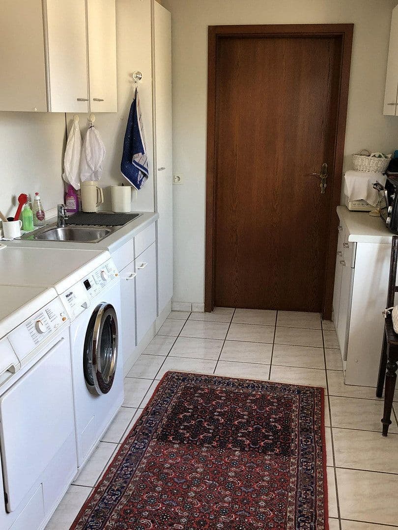 Prodej bytu 5+1 160 m², Rottenburg am Neckar, Bádensko-Württembersko Prodej bytu 5+1 160 m², Rottenburg am Neckar, Bádensko-Württembersko