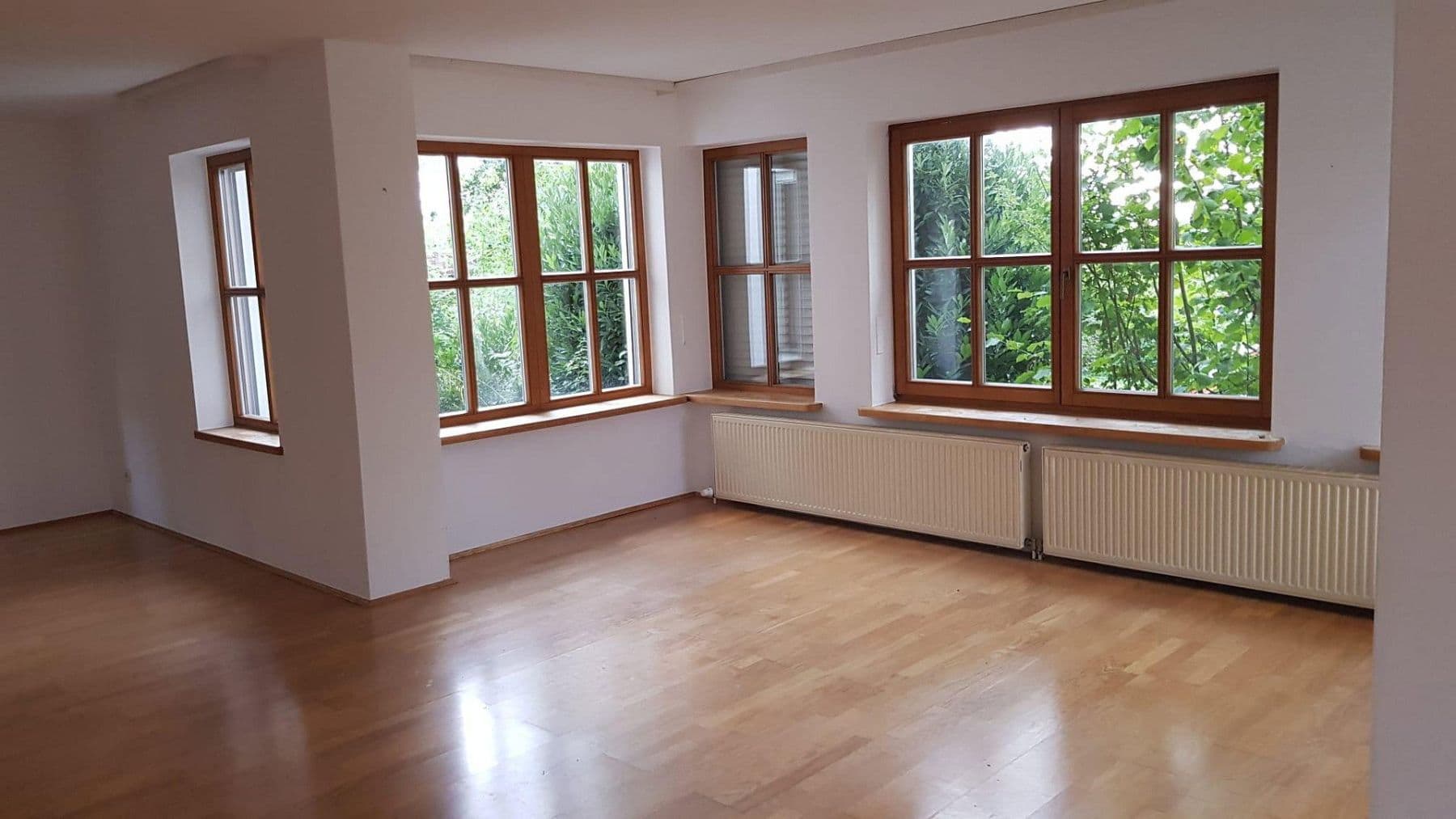 Prodej bytu 4+1 160 m², Tannenweg 8, Bad Griesbach i.Rottal, Bavorsko Prodej bytu 4+1 160 m², Tannenweg 8, Bad Griesbach i.Rottal, Bavorsko