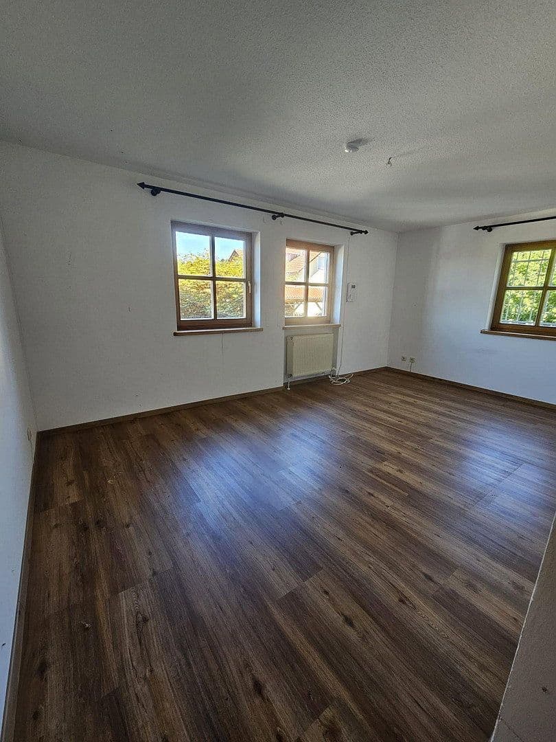 Prodej bytu 4+1 160 m², Tannenweg 8, Bad Griesbach i.Rottal, Bavorsko Prodej bytu 4+1 160 m², Tannenweg 8, Bad Griesbach i.Rottal, Bavorsko