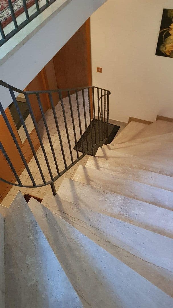 Prodej bytu 4+1 160 m², Tannenweg 8, Bad Griesbach i.Rottal, Bavorsko Prodej bytu 4+1 160 m², Tannenweg 8, Bad Griesbach i.Rottal, Bavorsko
