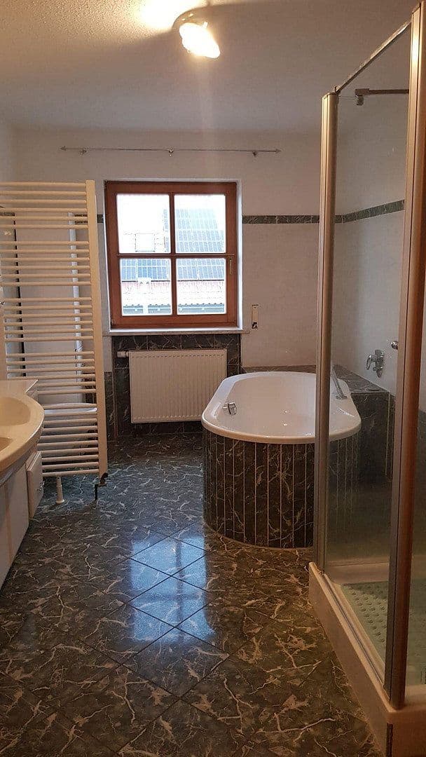 Prodej bytu 4+1 160 m², Tannenweg 8, Bad Griesbach i.Rottal, Bavorsko Prodej bytu 4+1 160 m², Tannenweg 8, Bad Griesbach i.Rottal, Bavorsko