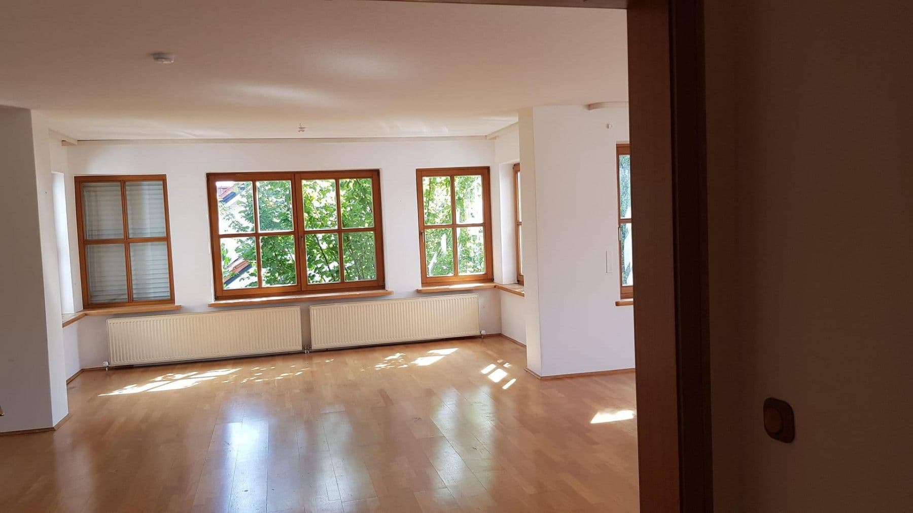 Prodej bytu 4+1 160 m², Tannenweg 8, Bad Griesbach i.Rottal, Bavorsko Prodej bytu 4+1 160 m², Tannenweg 8, Bad Griesbach i.Rottal, Bavorsko