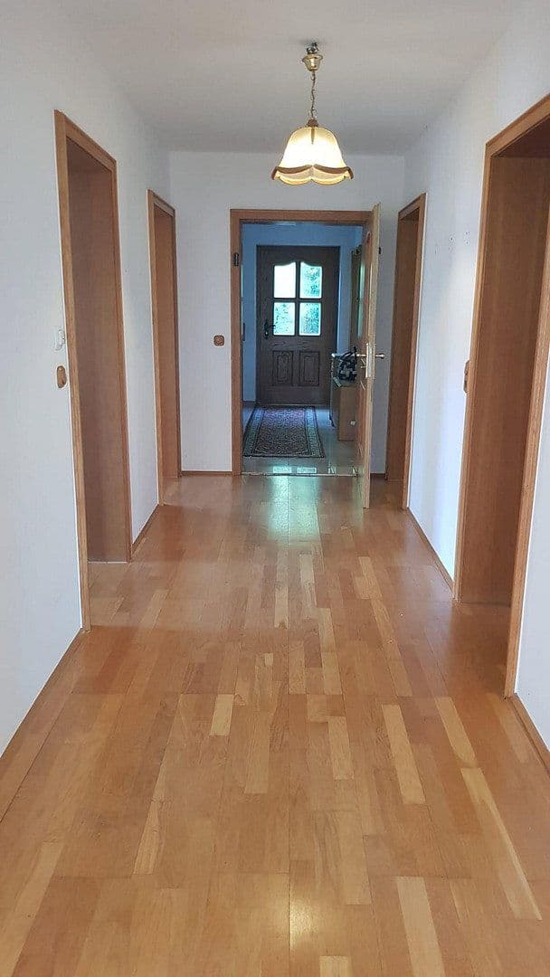 Prodej bytu 4+1 160 m², Tannenweg 8, Bad Griesbach i.Rottal, Bavorsko Prodej bytu 4+1 160 m², Tannenweg 8, Bad Griesbach i.Rottal, Bavorsko