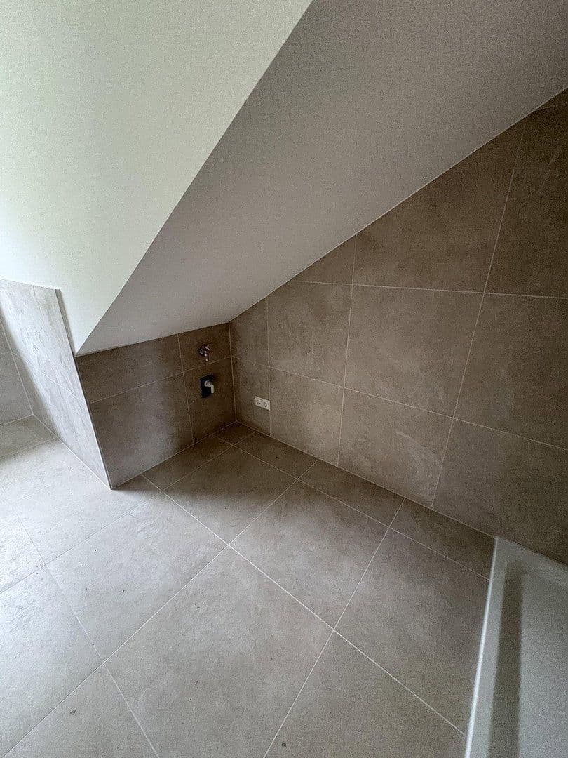Pronájem bytu 3+1 74 m², Brombeerweg 9, Porta Westfalica, Severní Porýní-Vestfálsko Pronájem bytu 3+1 74 m², Brombeerweg 9, Porta Westfalica, Severní Porýní-Vestfálsko
