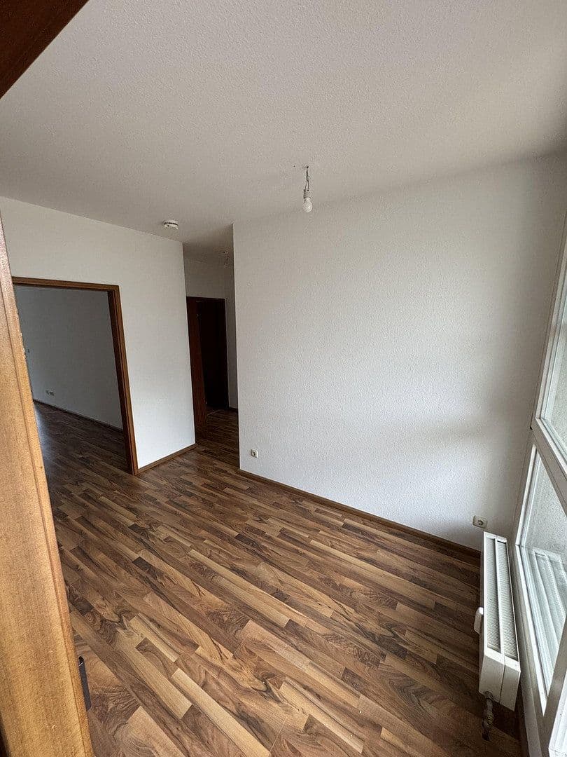 Pronájem bytu 3+kk 82 m², Badstr. 2, Pfullingen, Bádensko-Württembersko Pronájem bytu 3+kk 82 m², Badstr. 2, Pfullingen, Bádensko-Württembersko