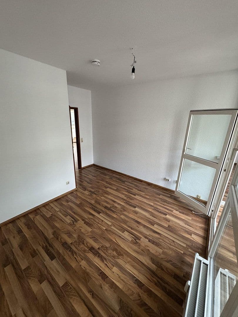 Pronájem bytu 3+kk 82 m², Badstr. 2, Pfullingen, Bádensko-Württembersko Pronájem bytu 3+kk 82 m², Badstr. 2, Pfullingen, Bádensko-Württembersko