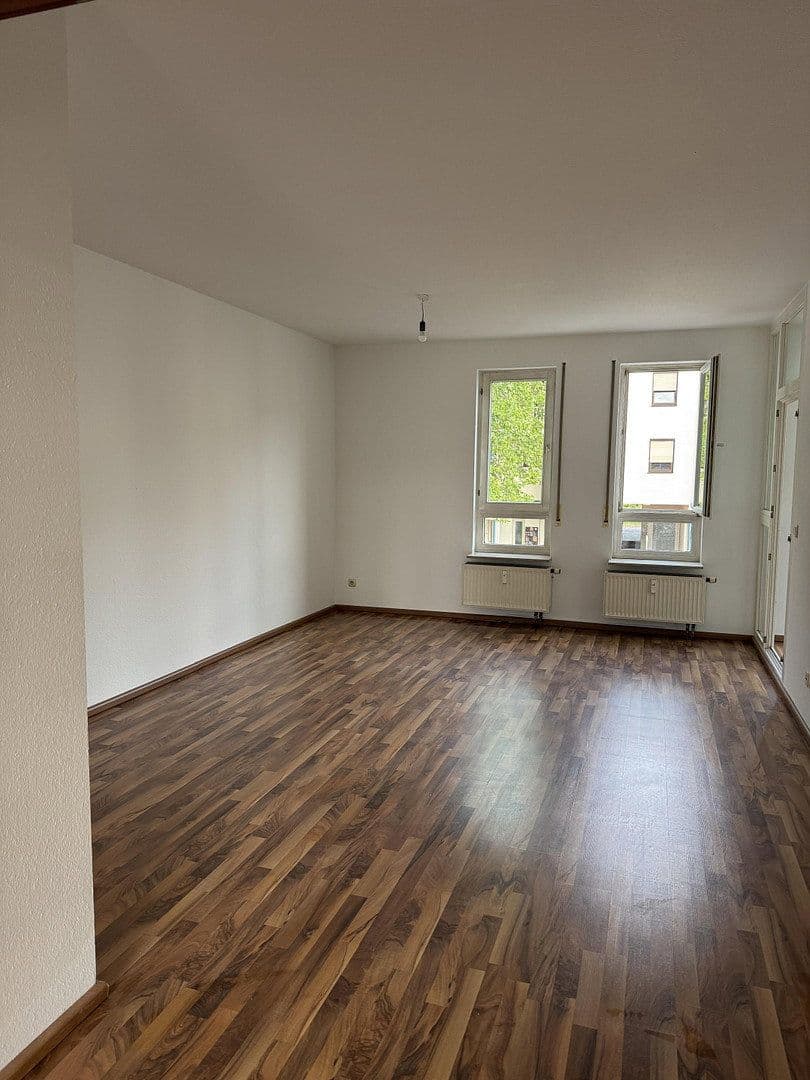 Pronájem bytu 3+kk 82 m², Badstr. 2, Pfullingen, Bádensko-Württembersko Pronájem bytu 3+kk 82 m², Badstr. 2, Pfullingen, Bádensko-Württembersko