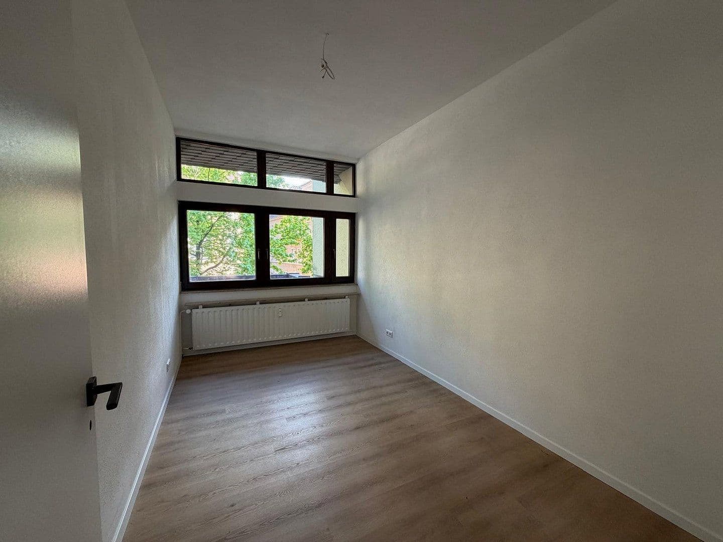 Pronájem bytu 6+1 108 m², Westliche Karl-Friedrich-Straße 344, Pforzheim, Bádensko-Württembersko Pronájem bytu 6+1 108 m², Westliche Karl-Friedrich-Straße 344, Pforzheim, Bádensko-Württembersko