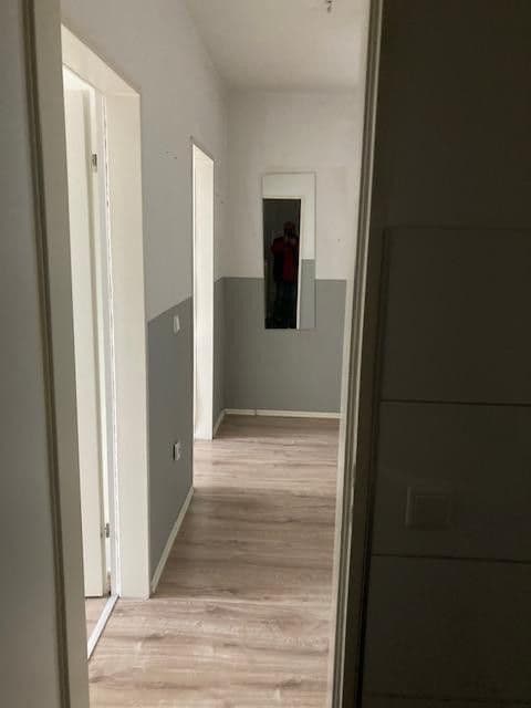 Pronájem bytu 4+1 103 m², Reinshagener Str. 106, Remscheid, Severní Porýní-Vestfálsko Pronájem bytu 4+1 103 m², Reinshagener Str. 106, Remscheid, Severní Porýní-Vestfálsko