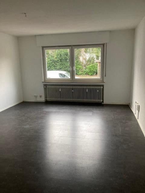 Pronájem bytu 4+1 103 m², Reinshagener Str. 106, Remscheid, Severní Porýní-Vestfálsko Pronájem bytu 4+1 103 m², Reinshagener Str. 106, Remscheid, Severní Porýní-Vestfálsko