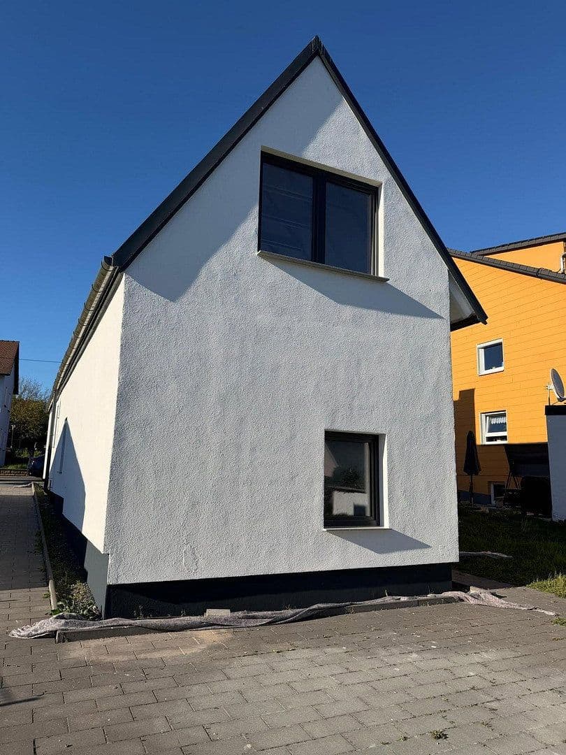 Pronájem domu 123 m², pozemek 600 m², Lonnerstadt, Bavorsko Pronájem domu 123 m², pozemek 600 m², Lonnerstadt, Bavorsko