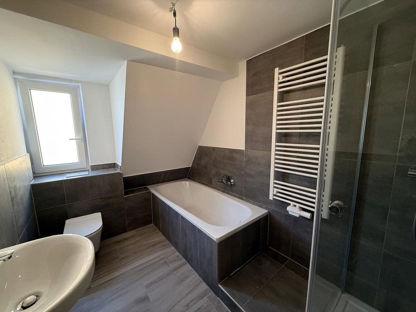 Pronájem domu 123 m², pozemek 600 m², Lonnerstadt, Bavorsko Pronájem domu 123 m², pozemek 600 m², Lonnerstadt, Bavorsko