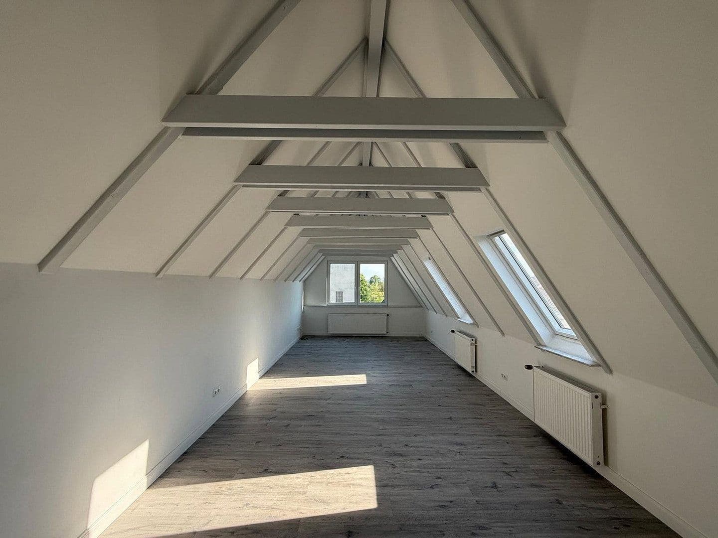 Pronájem domu 123 m², pozemek 600 m², Lonnerstadt, Bavorsko Pronájem domu 123 m², pozemek 600 m², Lonnerstadt, Bavorsko