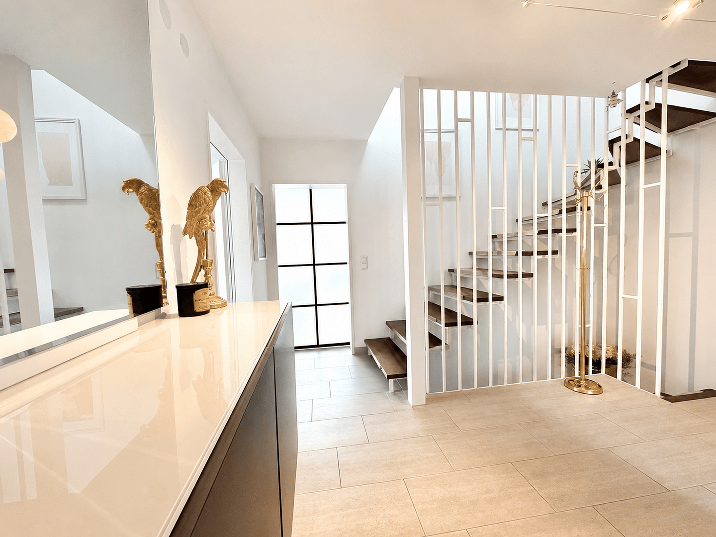 Prodej domu 177 m², pozemek 1.014 m², Im Schlossgarten 10, Gottmadingen, Bádensko-Württembersko Prodej domu 177 m², pozemek 1.014 m², Im Schlossgarten 10, Gottmadingen, Bádensko-Württembersko