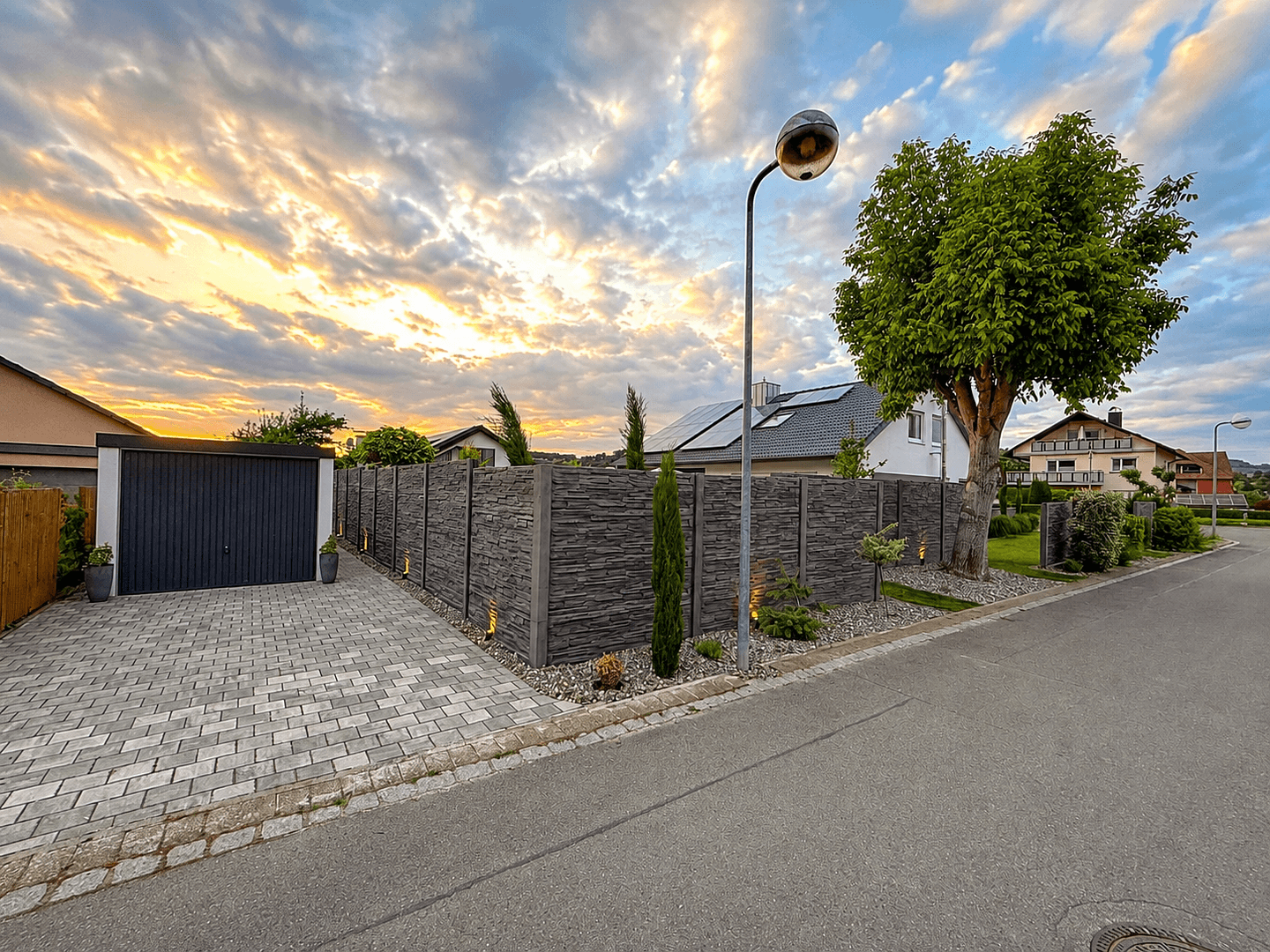 Prodej domu 177 m², pozemek 1.014 m², Im Schlossgarten 10, Gottmadingen, Bádensko-Württembersko Prodej domu 177 m², pozemek 1.014 m², Im Schlossgarten 10, Gottmadingen, Bádensko-Württembersko