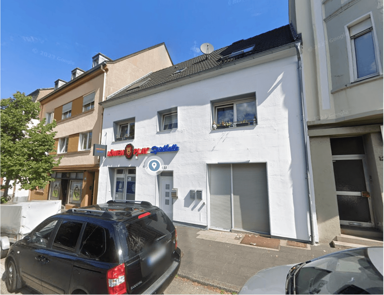 Prodej domu 399 m², pozemek 419 m², Essen, Severní Porýní-Vestfálsko Prodej domu 399 m², pozemek 419 m², Essen, Severní Porýní-Vestfálsko
