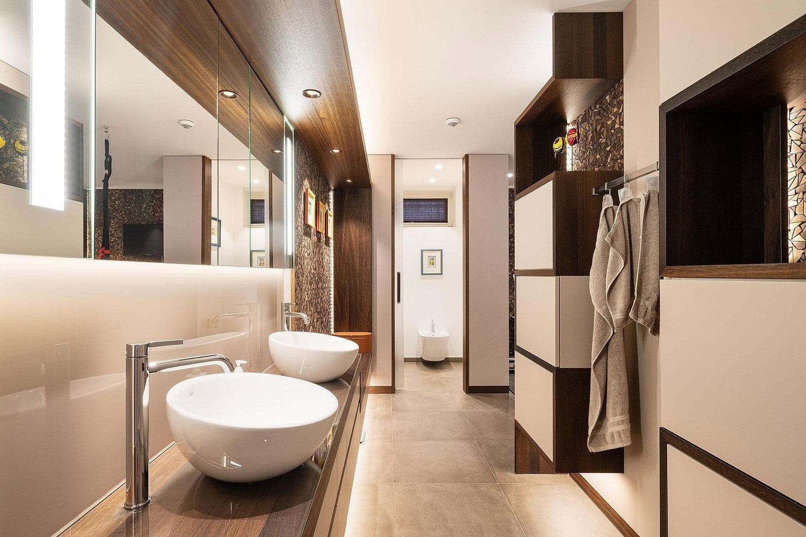 Prodej domu 361 m², pozemek 1.202 m², Grünwald, Bavorsko Prodej domu 361 m², pozemek 1.202 m², Grünwald, Bavorsko