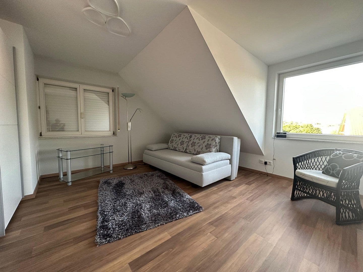 Prodej domu 231 m², pozemek 661 m², Karlsruhe, Bádensko-Württembersko Prodej domu 231 m², pozemek 661 m², Karlsruhe, Bádensko-Württembersko