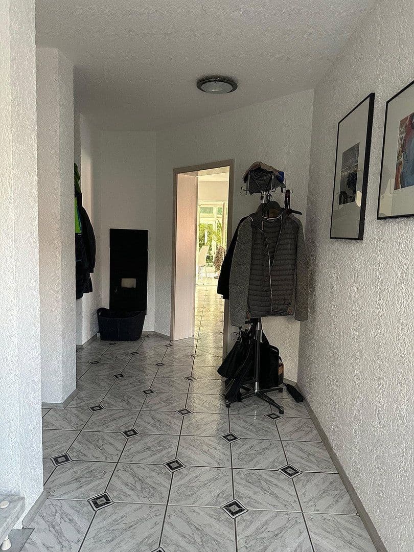 Prodej domu 231 m², pozemek 661 m², Karlsruhe, Bádensko-Württembersko Prodej domu 231 m², pozemek 661 m², Karlsruhe, Bádensko-Württembersko