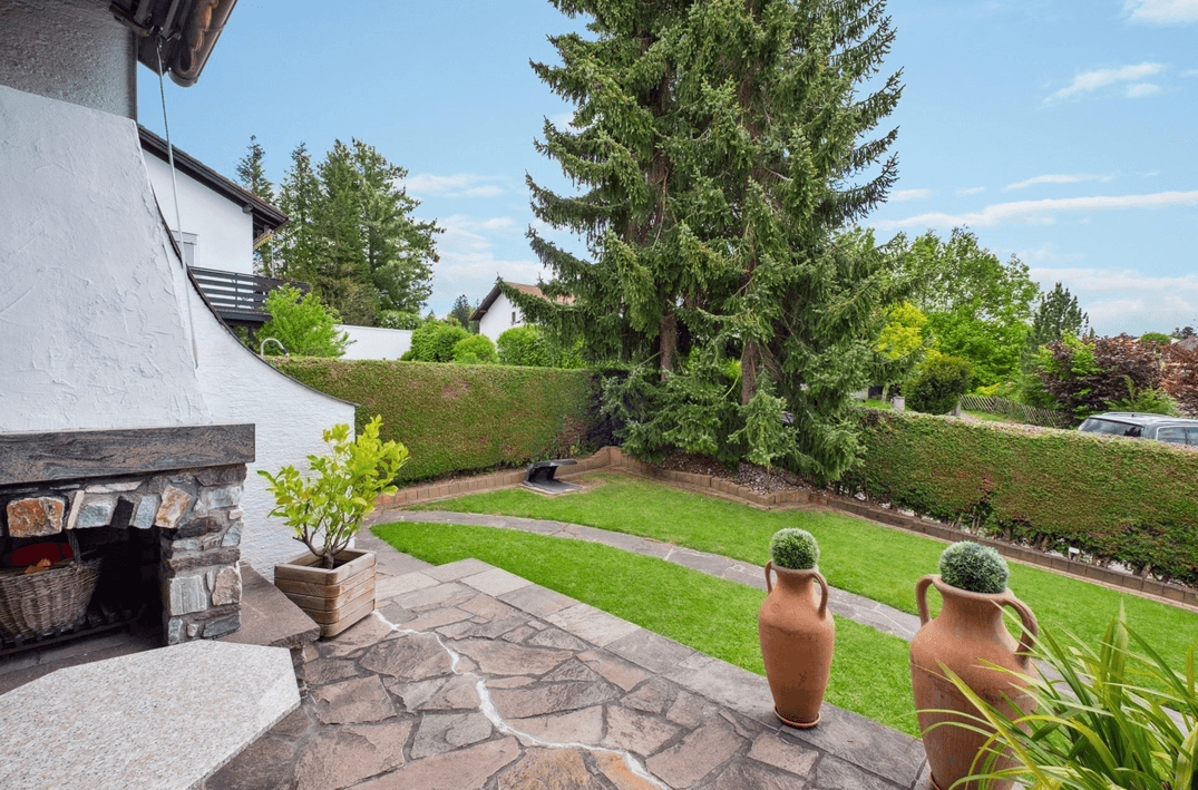 Prodej domu 219 m², pozemek 872 m², Durach, Bavorsko Prodej domu 219 m², pozemek 872 m², Durach, Bavorsko