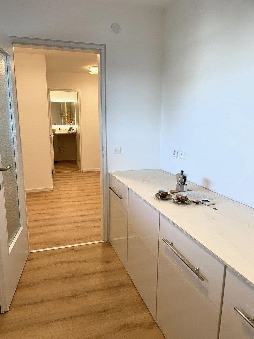 Prodej bytu 3+1 73 m², Goethestraße 30, Böblingen, Bádensko-Württembersko Prodej bytu 3+1 73 m², Goethestraße 30, Böblingen, Bádensko-Württembersko