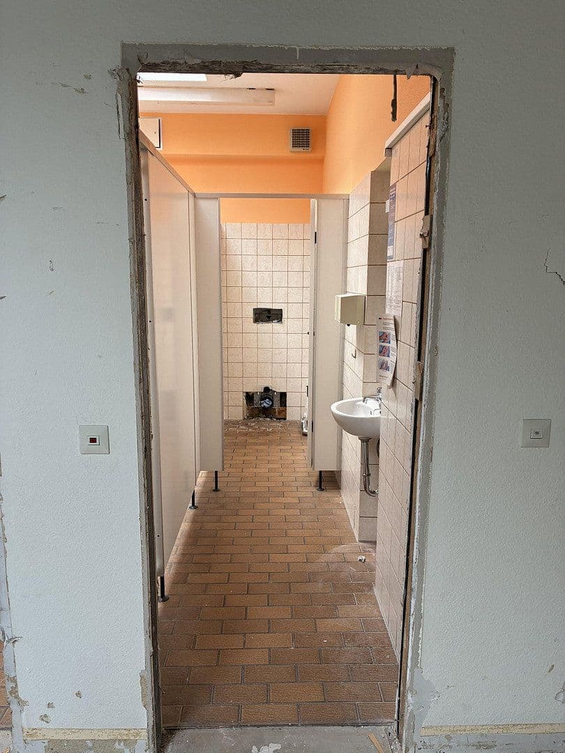 Pronájem kanceláře 220 m², Salinenstrasse 35a, Bad Kreuznach, Porýní-Falc Pronájem kanceláře 220 m², Salinenstrasse 35a, Bad Kreuznach, Porýní-Falc