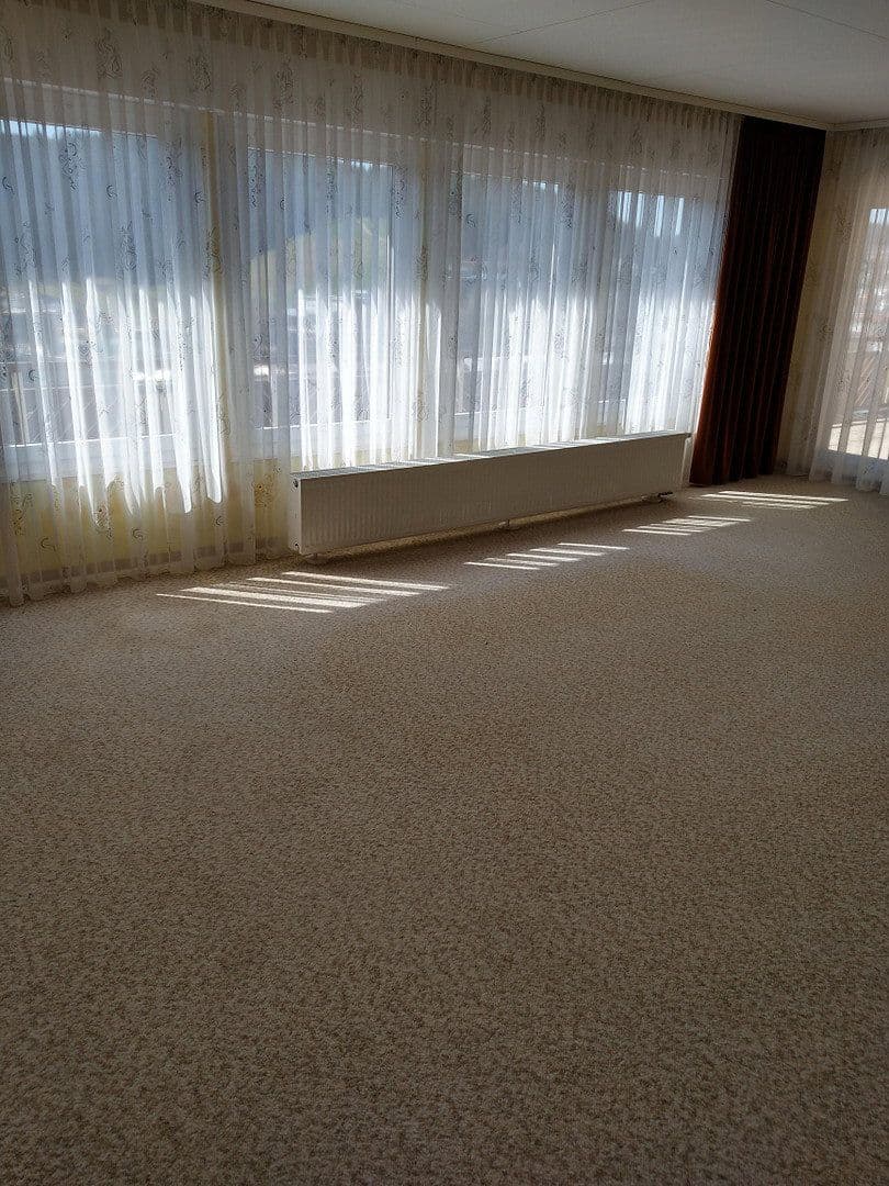 Prodej domu 237 m², pozemek 980 m², Furtwangen im Schwarzwald, Bádensko-Württembersko Prodej domu 237 m², pozemek 980 m², Furtwangen im Schwarzwald, Bádensko-Württembersko