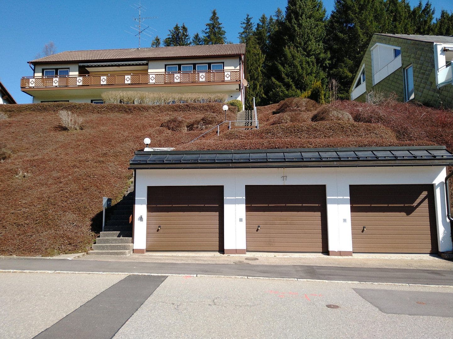 Prodej domu 237 m², pozemek 980 m², Furtwangen im Schwarzwald, Bádensko-Württembersko Prodej domu 237 m², pozemek 980 m², Furtwangen im Schwarzwald, Bádensko-Württembersko