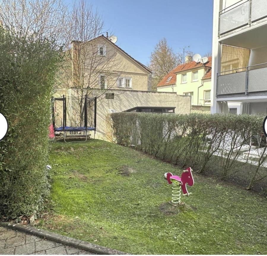 Prodej bytu 3+1 76 m², Plochinger str, Esslingen am Neckar, Bádensko-Württembersko Prodej bytu 3+1 76 m², Plochinger str, Esslingen am Neckar, Bádensko-Württembersko
