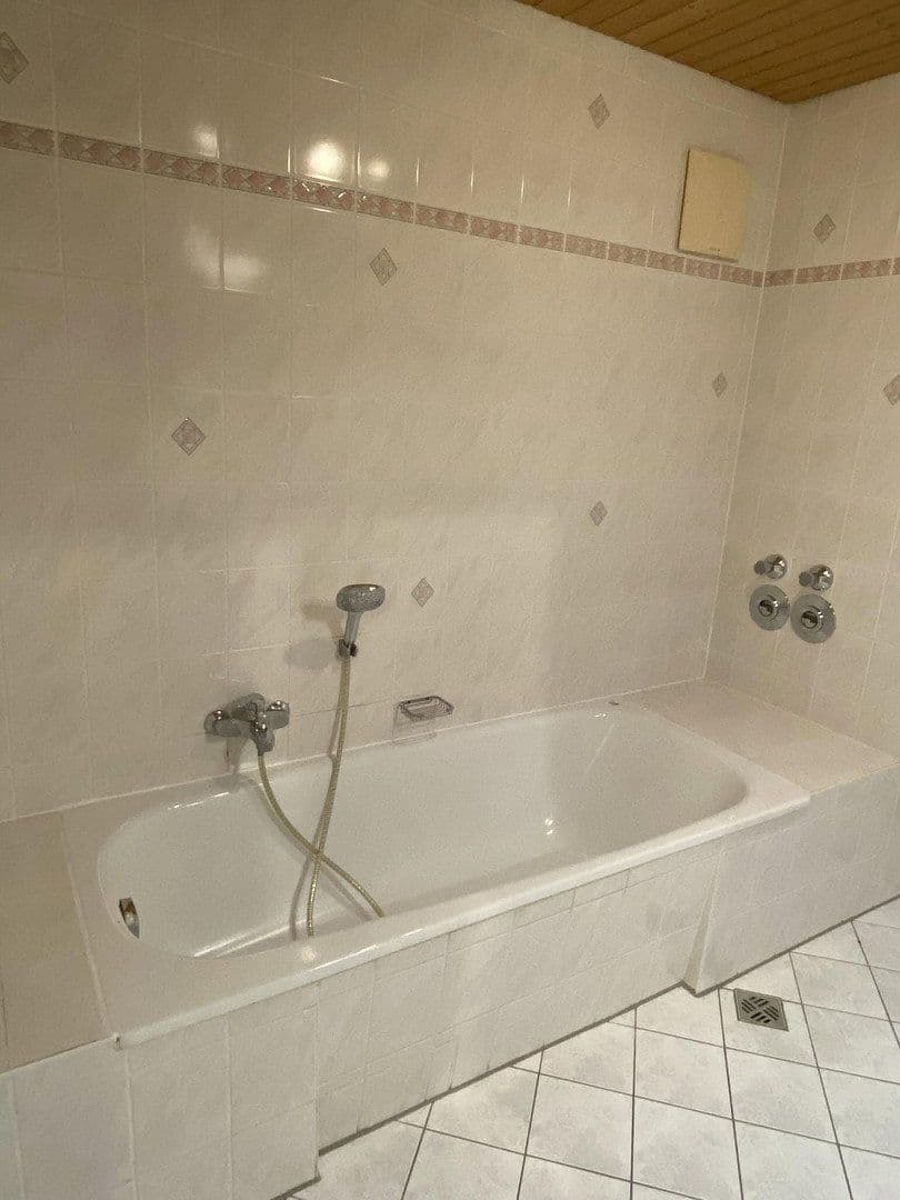 Pronájem bytu 3+kk 90 m², Königsdorf, Bavorsko Pronájem bytu 3+kk 90 m², Königsdorf, Bavorsko
