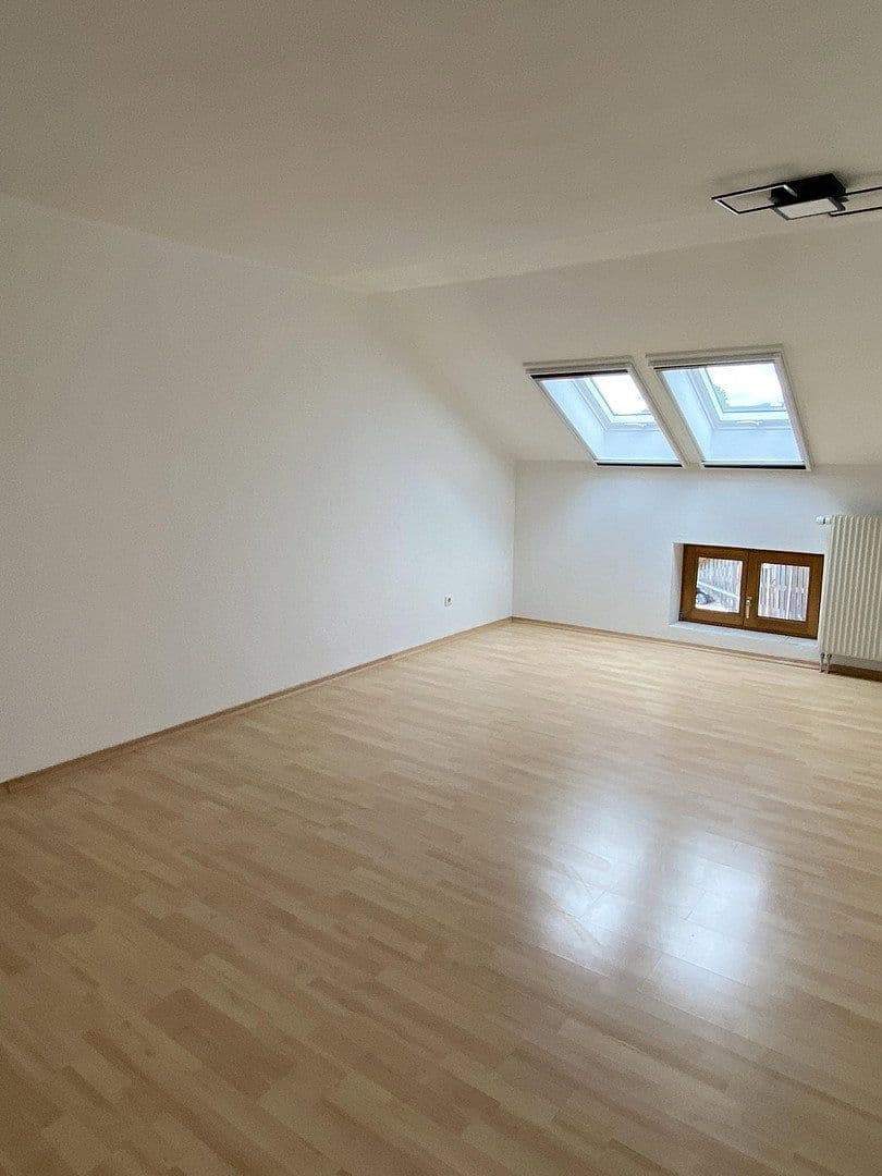 Pronájem bytu 3+kk 90 m², Königsdorf, Bavorsko Pronájem bytu 3+kk 90 m², Königsdorf, Bavorsko