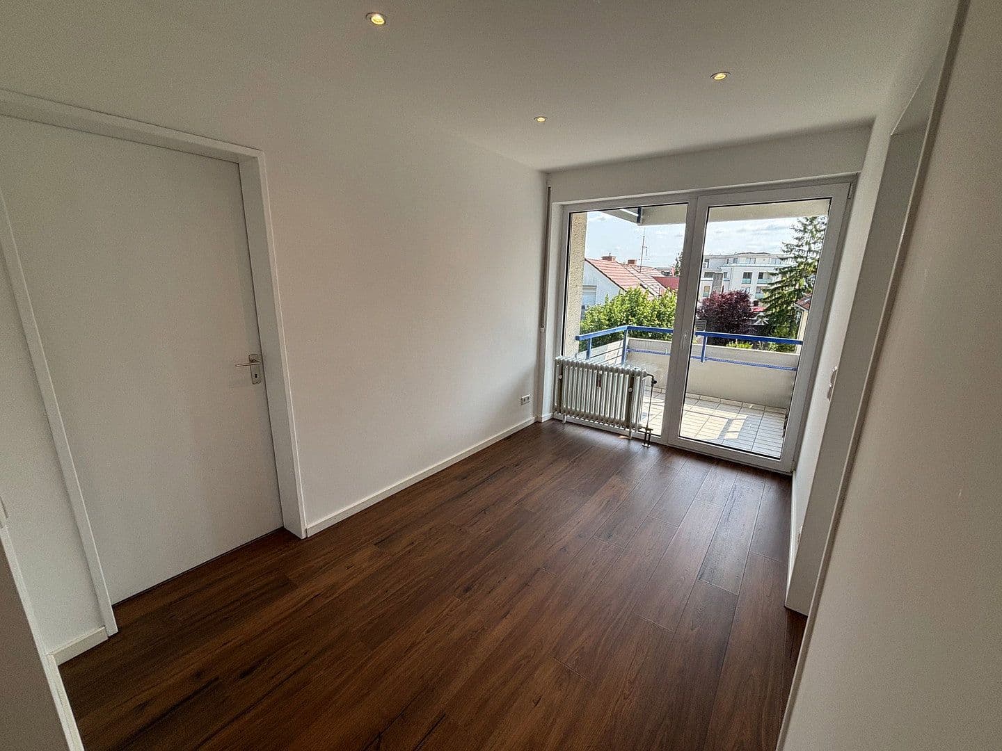 Pronájem bytu 3+kk 89 m², Korntal-Münchingen, Bádensko-Württembersko Pronájem bytu 3+kk 89 m², Korntal-Münchingen, Bádensko-Württembersko